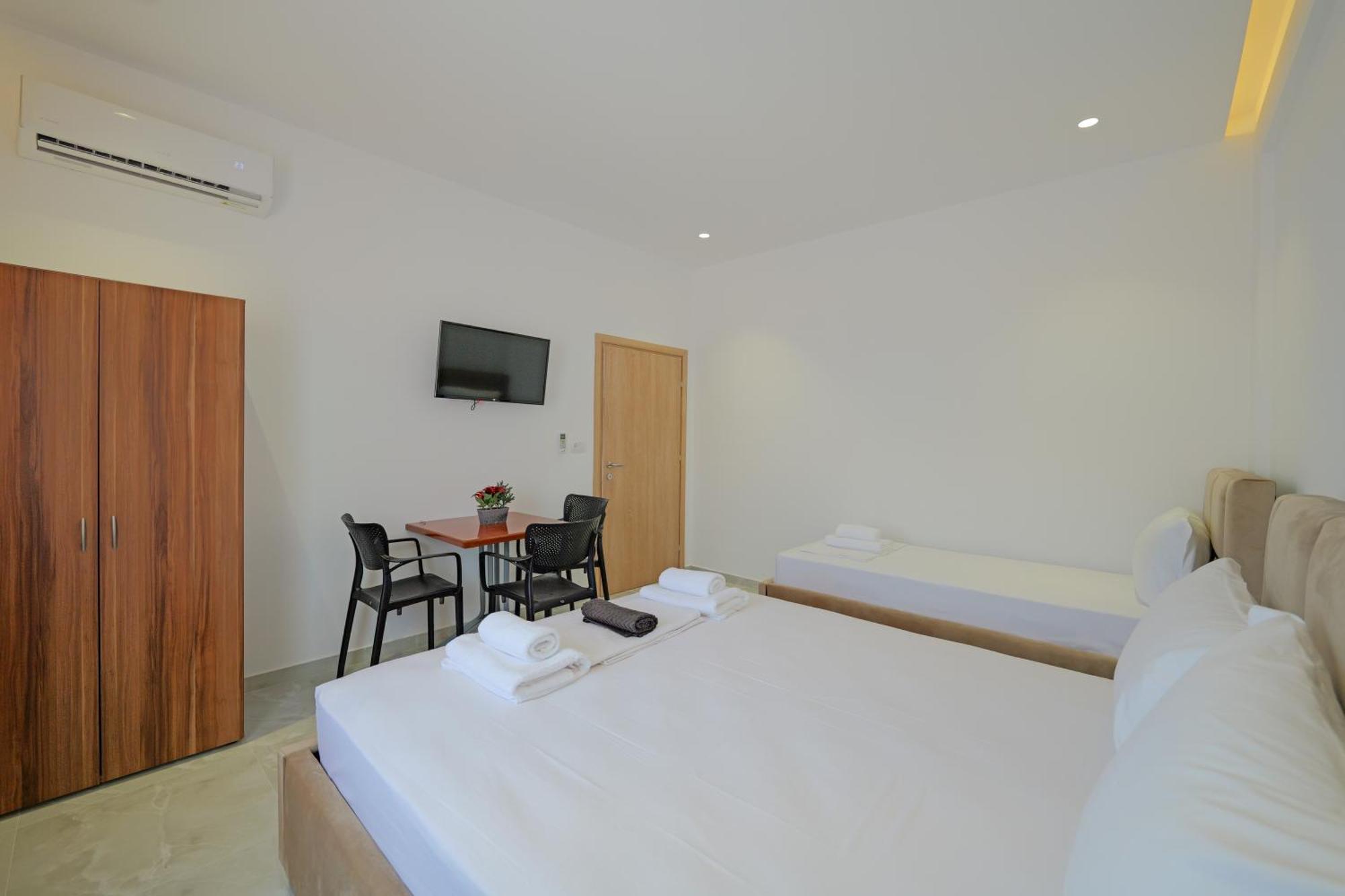Central Garden Residence Sofia - Free Parking كساميل المظهر الخارجي الصورة