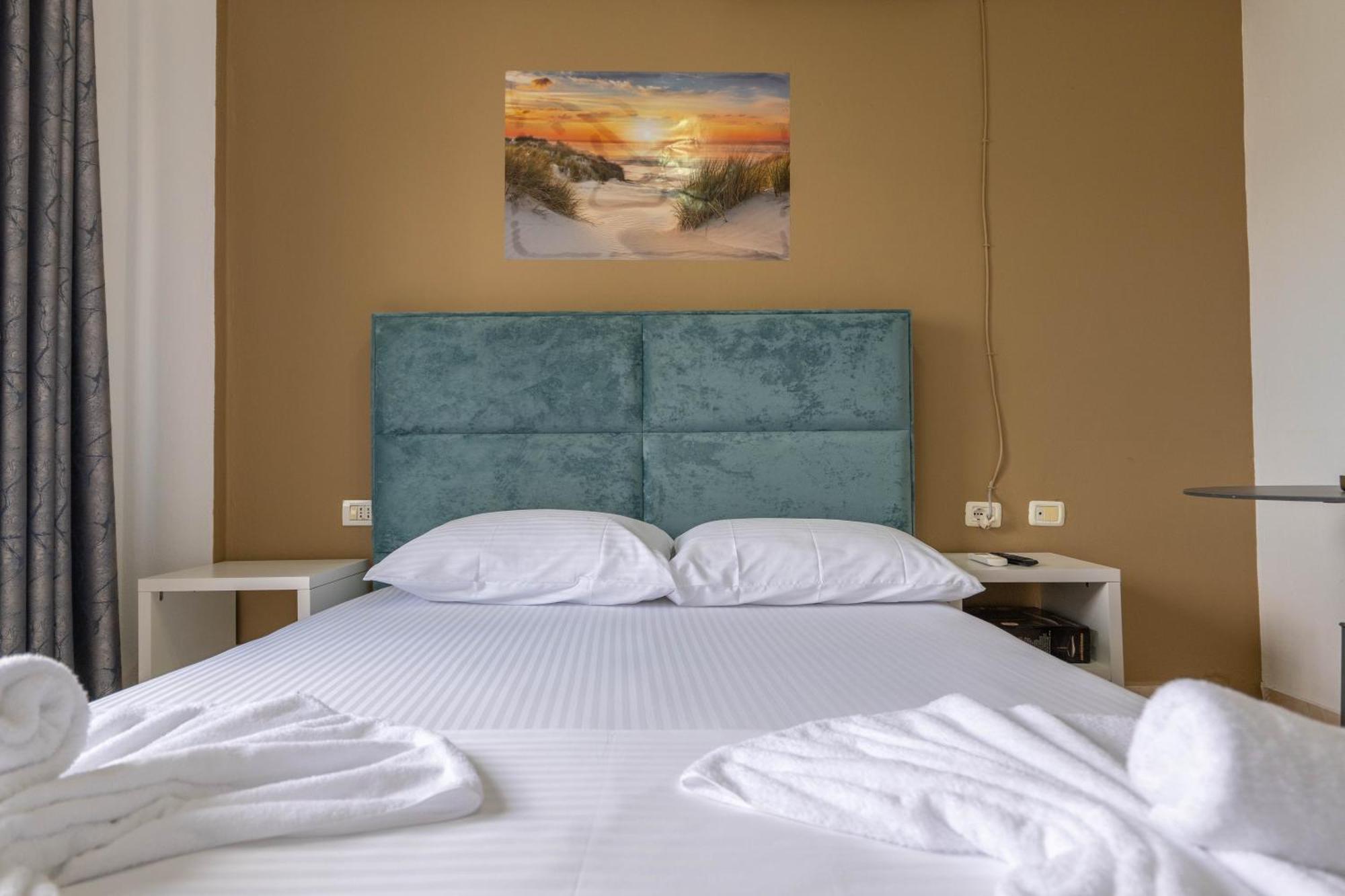 Central Garden Residence Sofia - Free Parking كساميل المظهر الخارجي الصورة