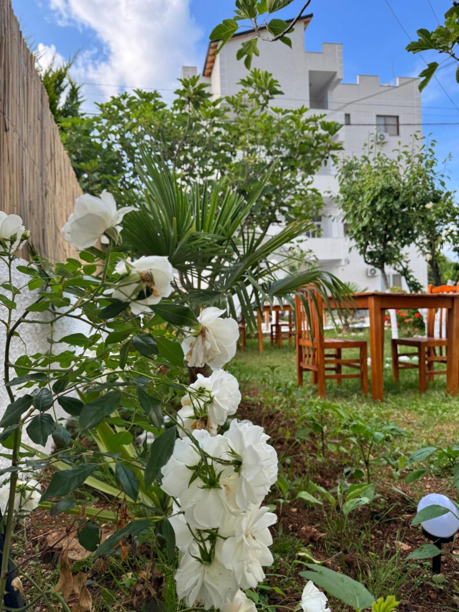 Central Garden Residence Sofia - Free Parking كساميل المظهر الخارجي الصورة